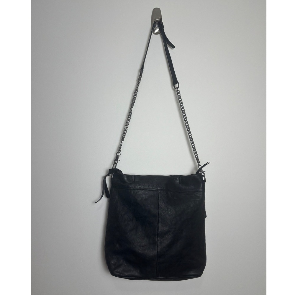 Frye and Co Black Leather Chain Strap Crossbody Bag Large Zip Closure Boho Goth